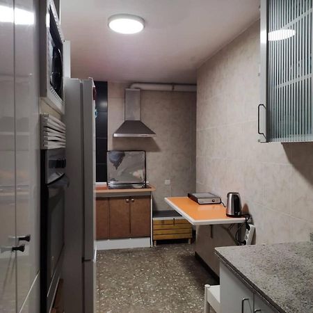 35-3- Комната В Квартире Для Семьи От 1 До 4 Человек В Центре Аликанте อาลิกันเต ภายนอก รูปภาพ